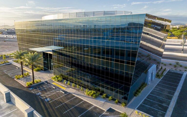 Compare Glass Curtain Walls: 2026 Architectural Guide