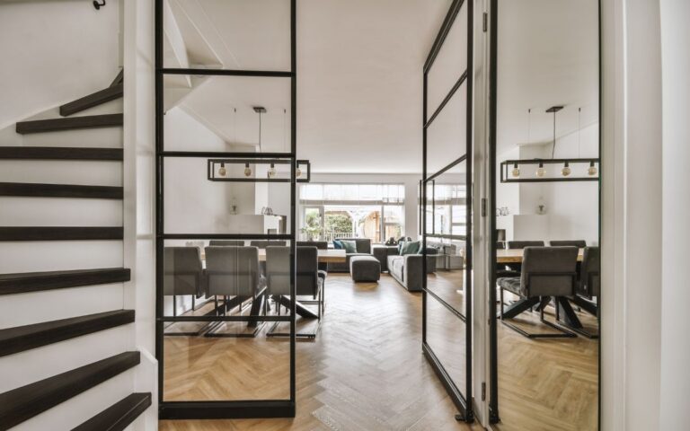 Minimalist Glazing Ideas: Architectural Design & Engineering Guide